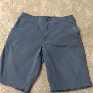 American Eagle MENS short size 31 extreme flex fit